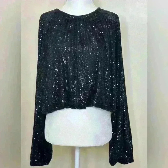 Never worn Sequined blouse - Picture 5 of 5